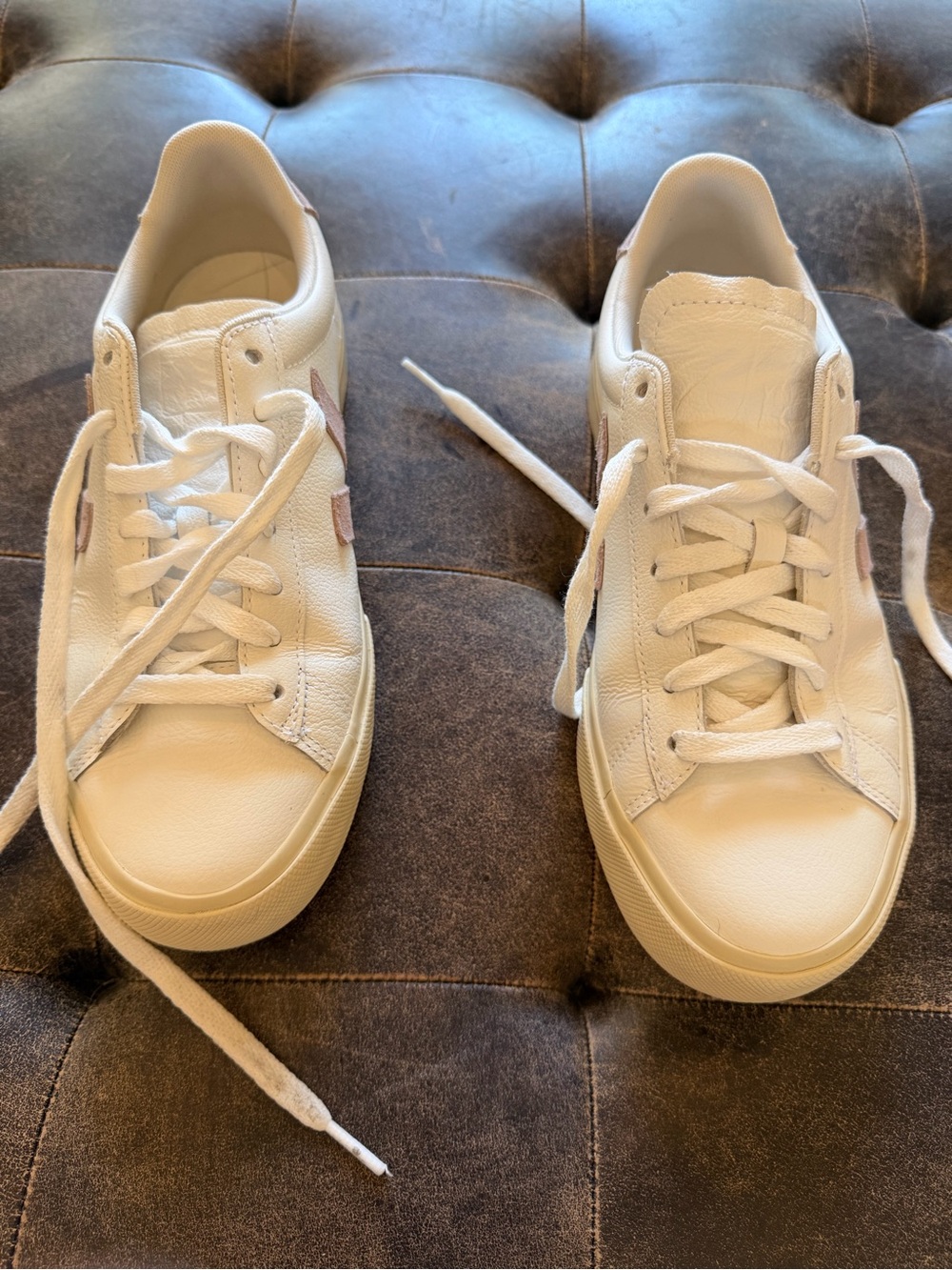 Veja Campo Leather Sneakers in White with Blush Accents size 8 - Picture 5 of 9